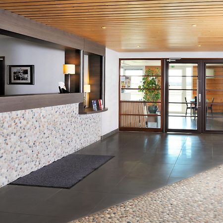 Sejours & Affaires Geneve Gex Les Rives Du Leman Aparthotel Exterior photo